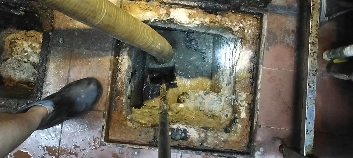 沁阳化油池清理-污水池清掏